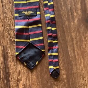 Brooks Brothers makers men’s all silk‎ navy striped neck tie made in USA
